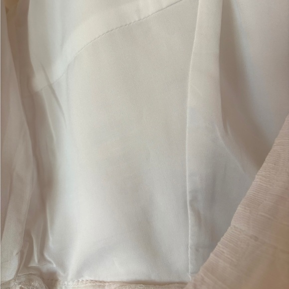 Banana Republic White Peplum Top🤍Textured, Linen like Cotton Sleeveless Lined - Picture 5 of 14